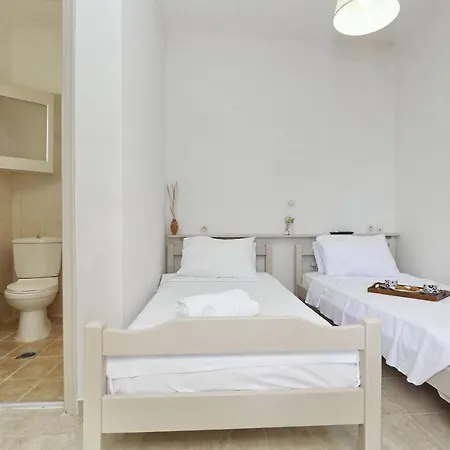Doma-stafylos 1 * Skopelos stad